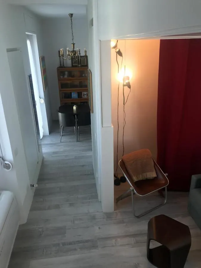 밀라노 Studio 18 아파트