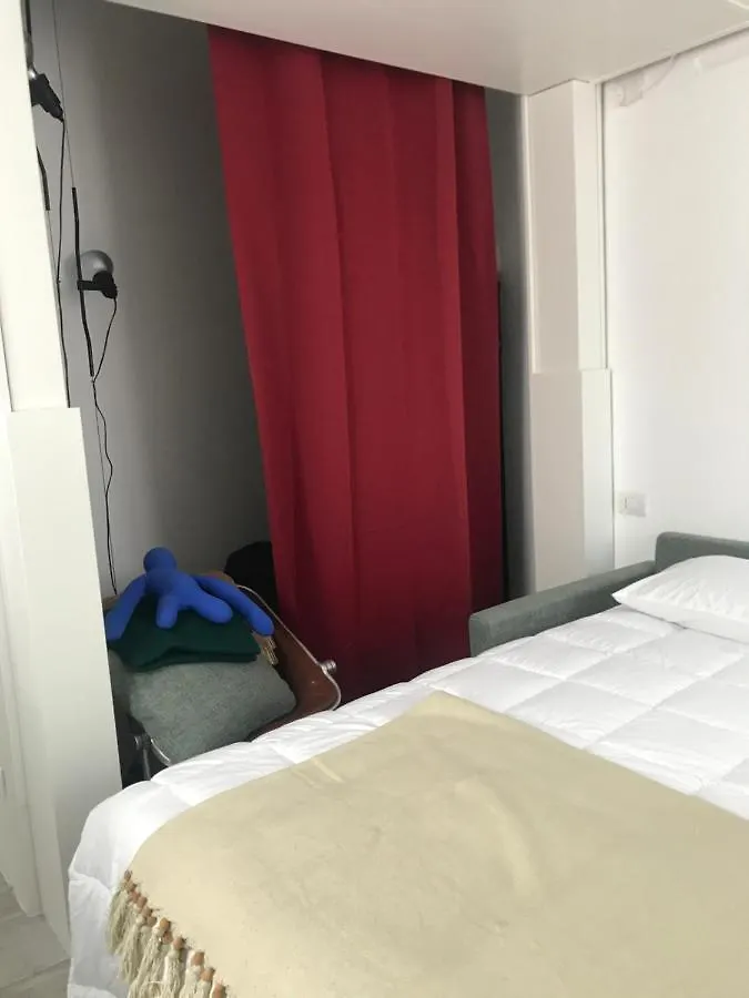 Studio 18 Apartamento Milão 0*,